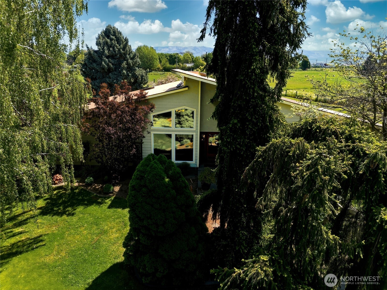 3321 Morrison Lane Property Photo 11