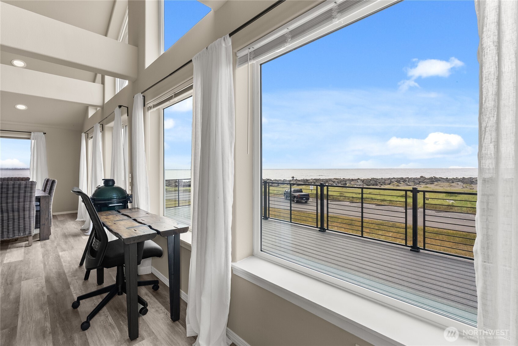 1593 E Ocean Shores Boulevard Property Photo 11