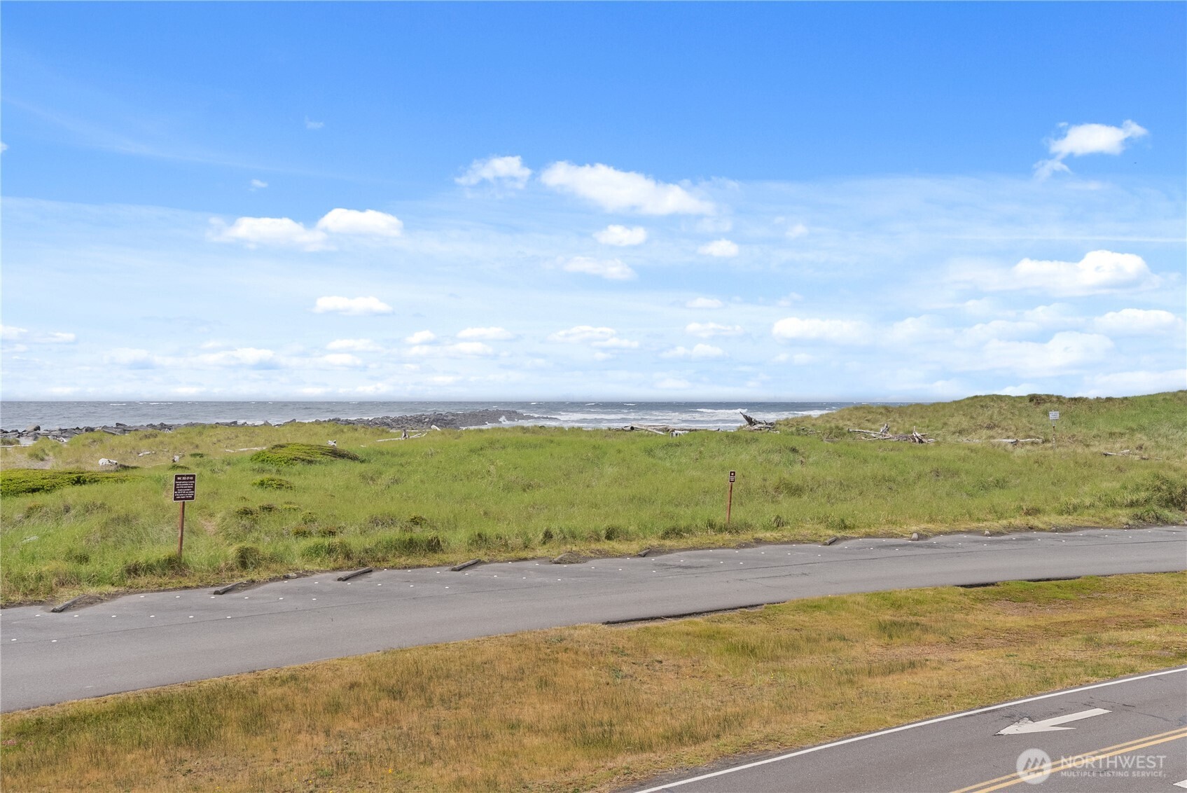 1593 E Ocean Shores Boulevard Property Photo 16