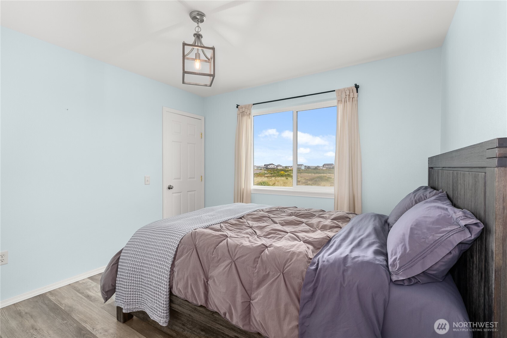 1593 E Ocean Shores Boulevard Property Photo 33