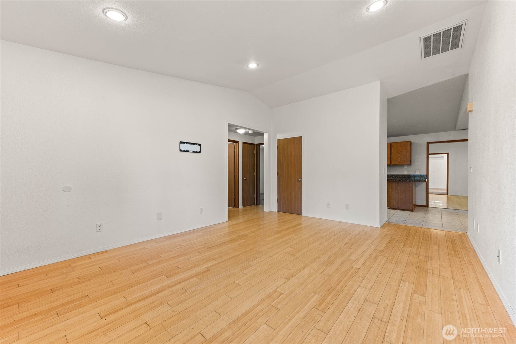 3701 Autumnwood Court Property Photo 6