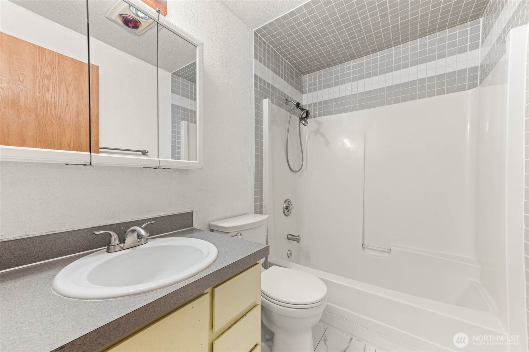 3701 Autumnwood Court Property Photo 10