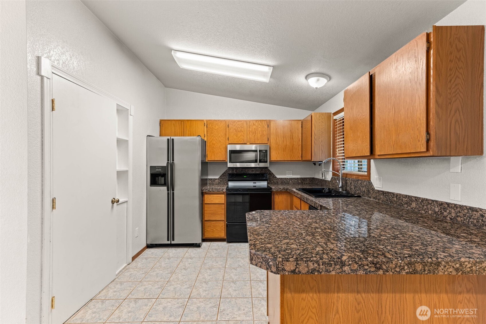 3701 Autumnwood Court Property Photo 13