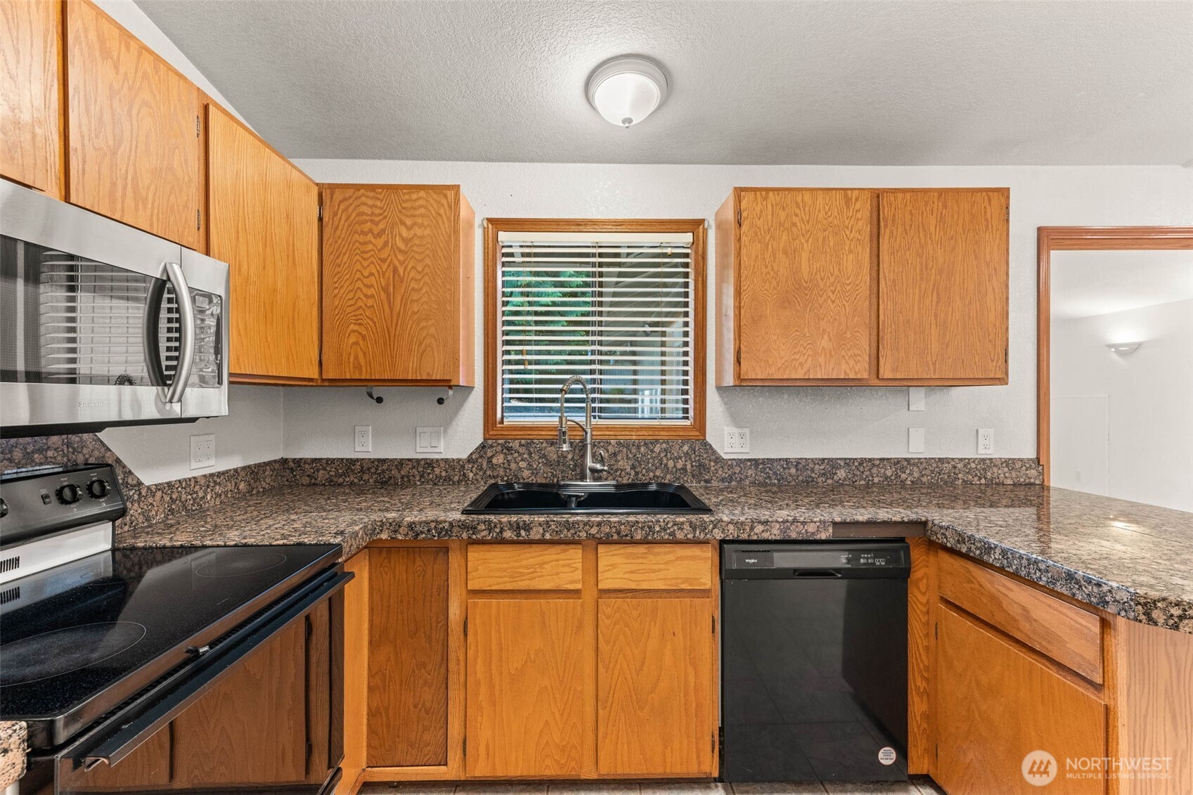 3701 Autumnwood Court Property Photo 14