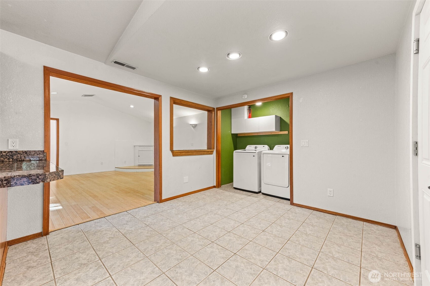 3701 Autumnwood Court Property Photo 17