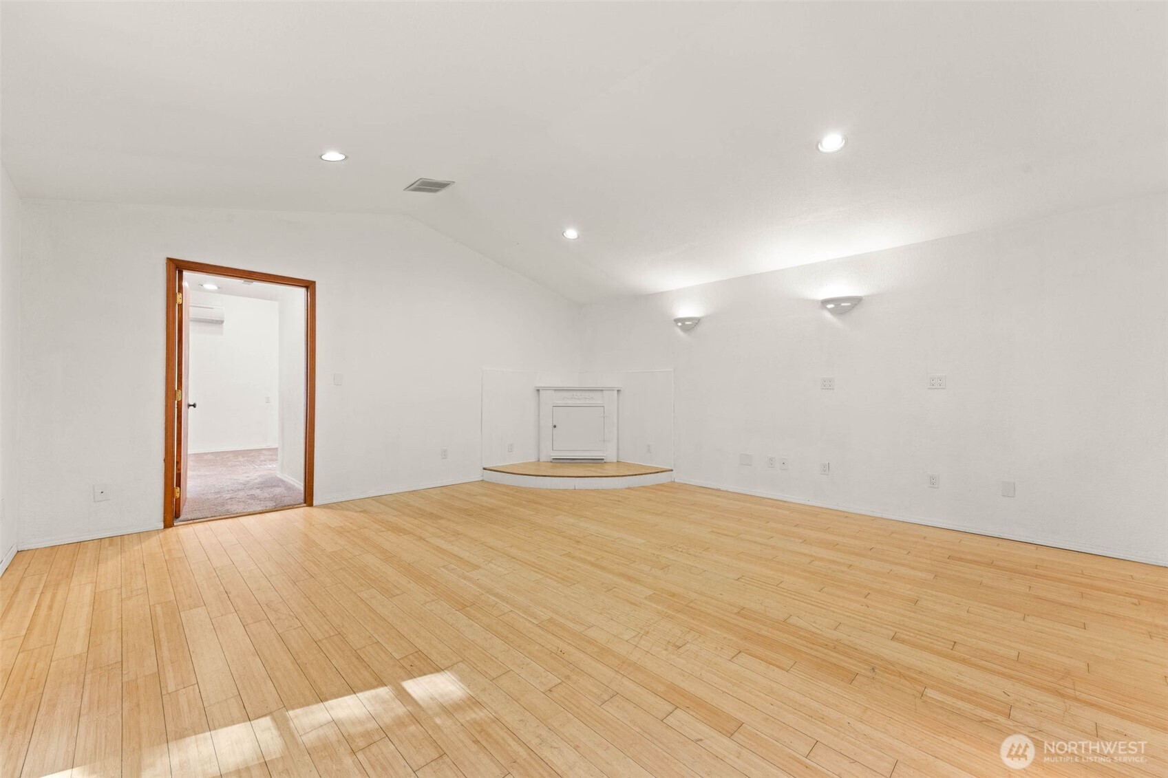 3701 Autumnwood Court Property Photo 21