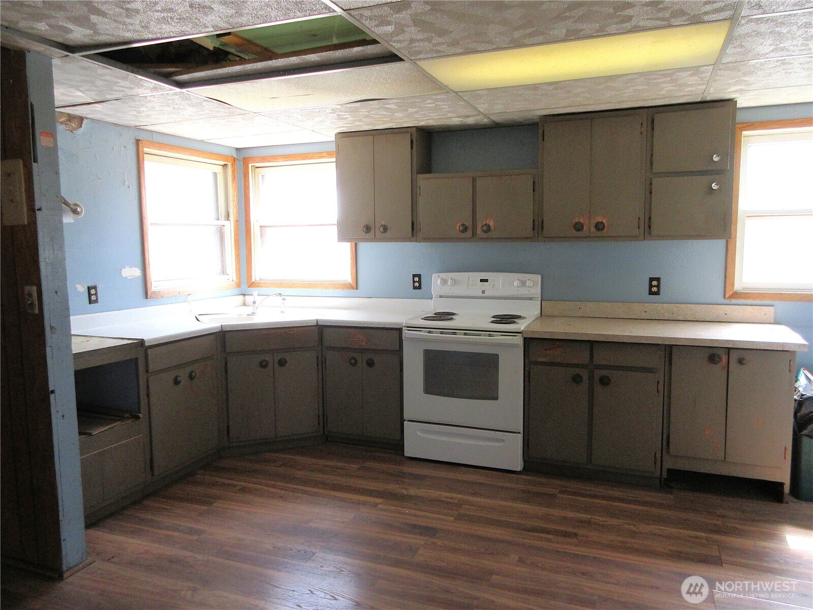 148 N Portland Street Property Photo 4
