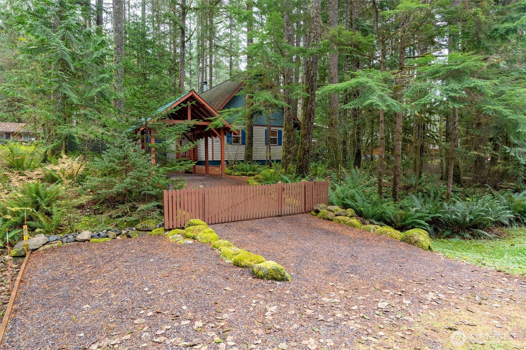 7480 Glacier Springs Drive Property Photo 37