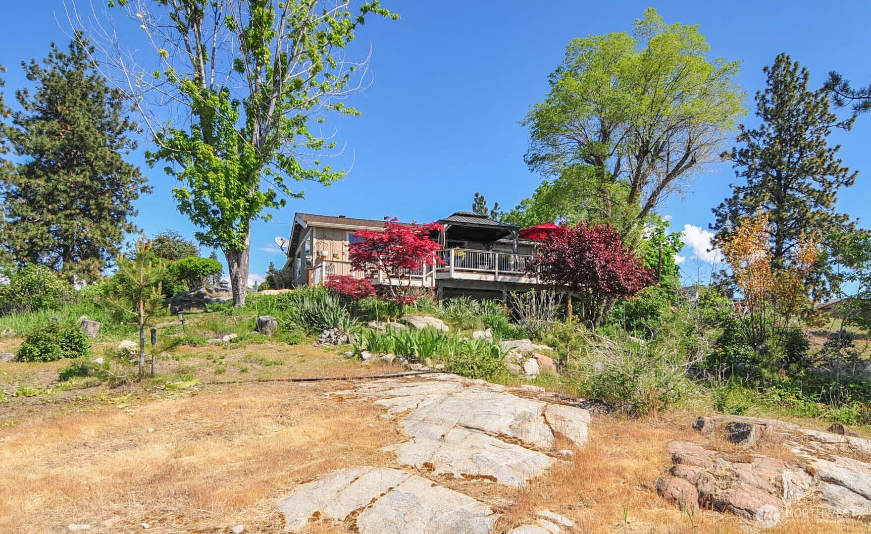 553 Summit Boulevard Property Photo 26