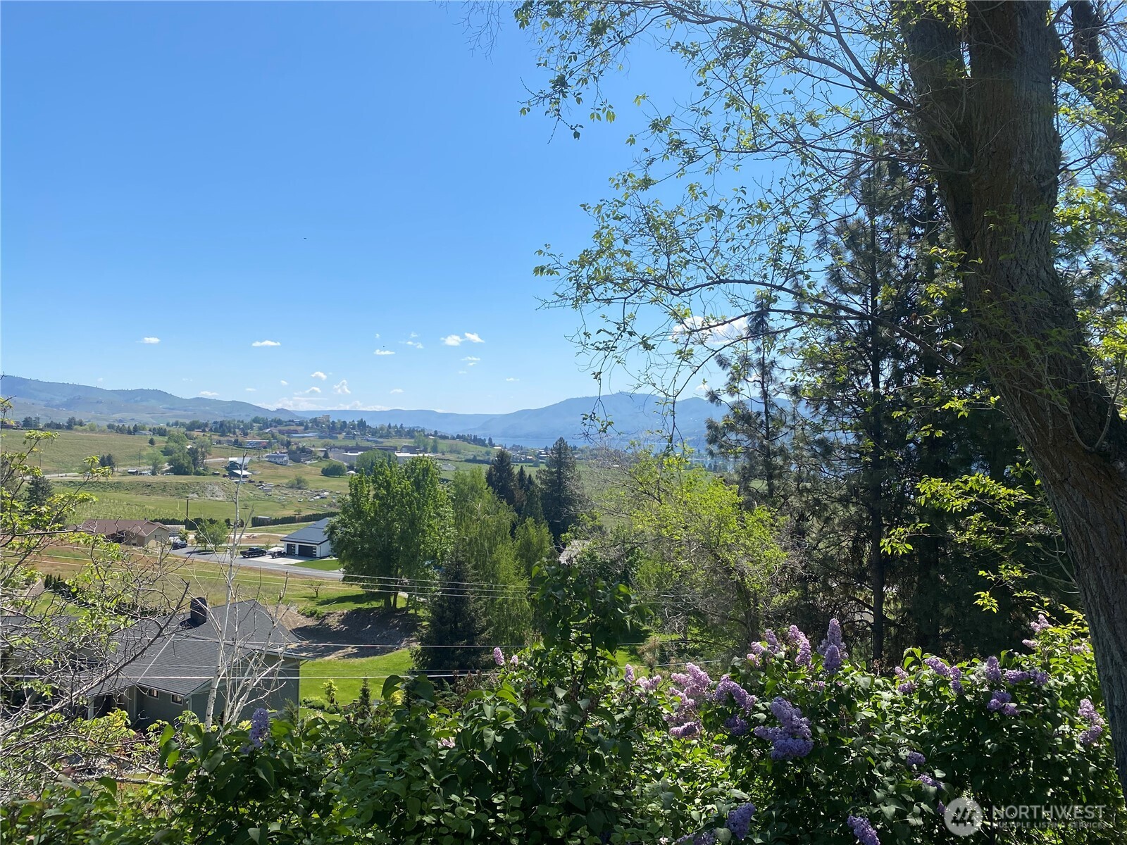 553 Summit Boulevard Property Photo 33