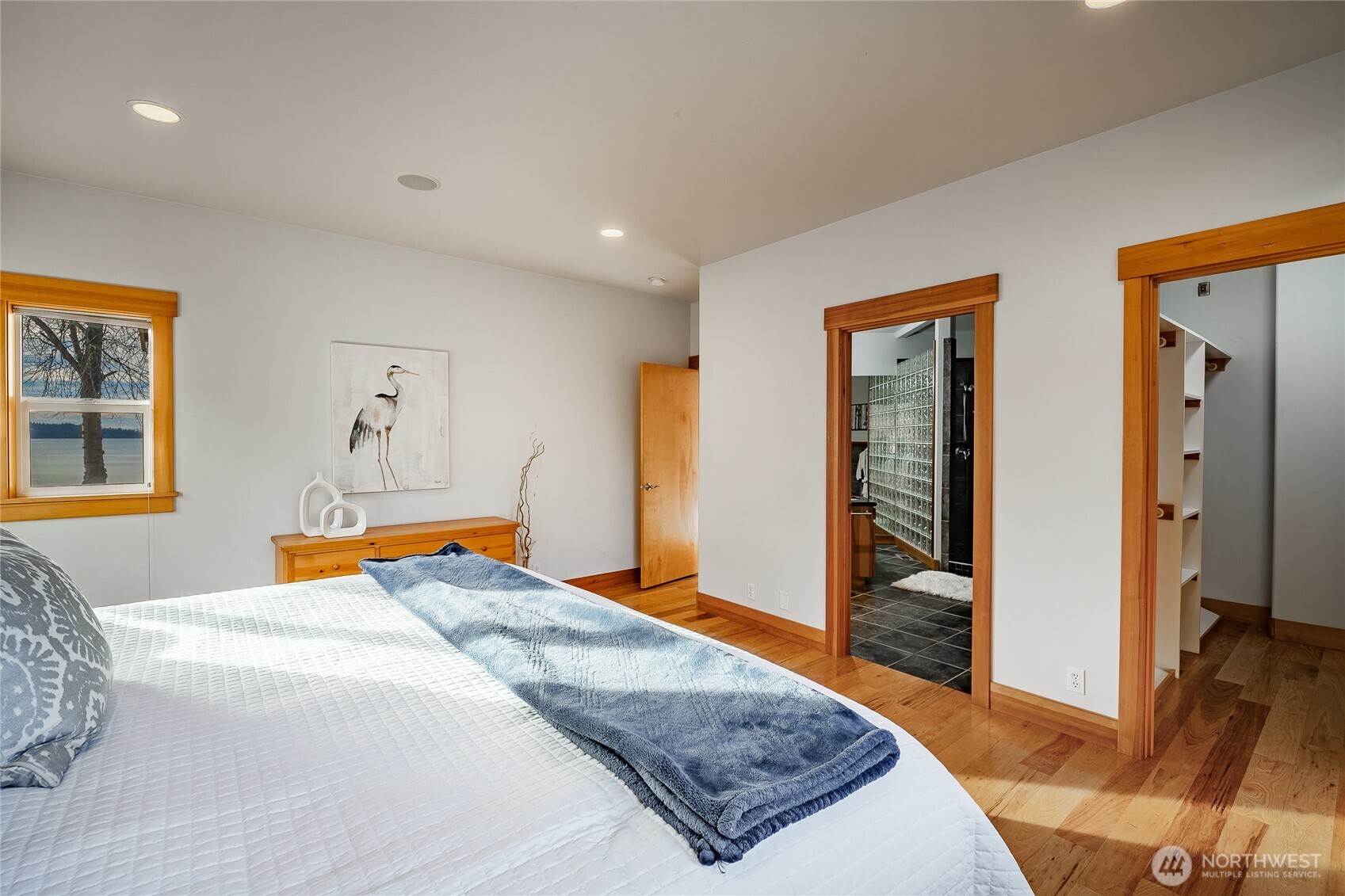 2176 Montfort Avenue Property Photo 19