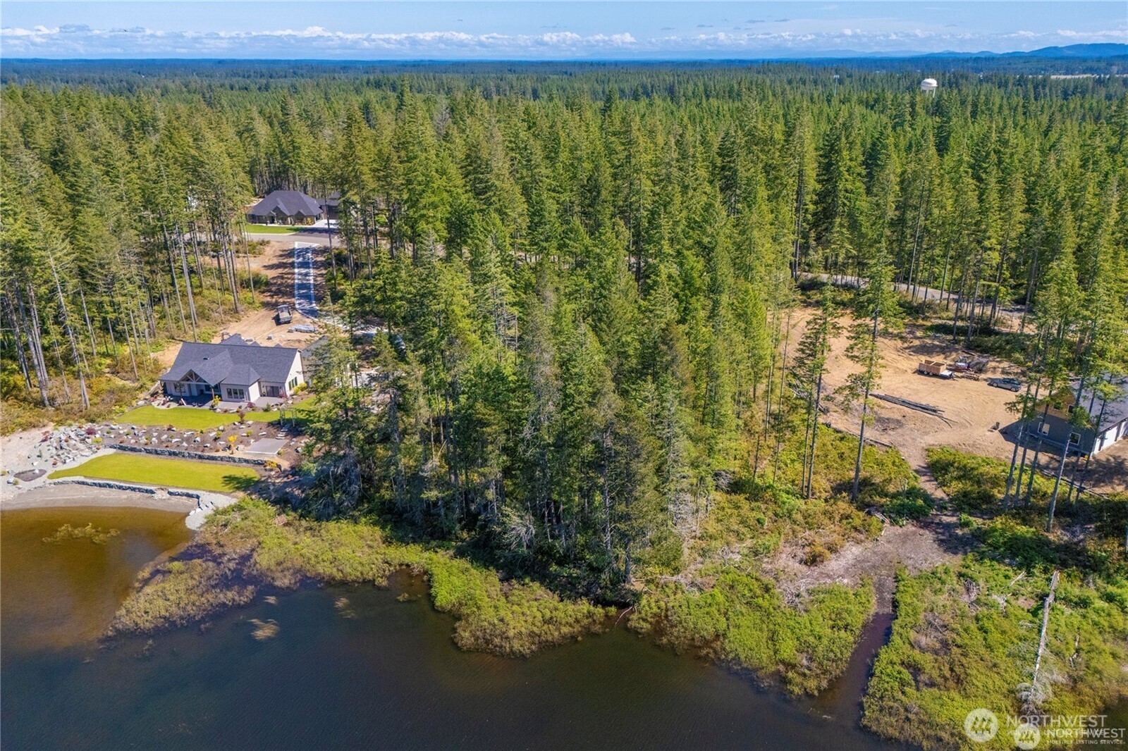 10 W Clear Lake Drive Property Photo 12