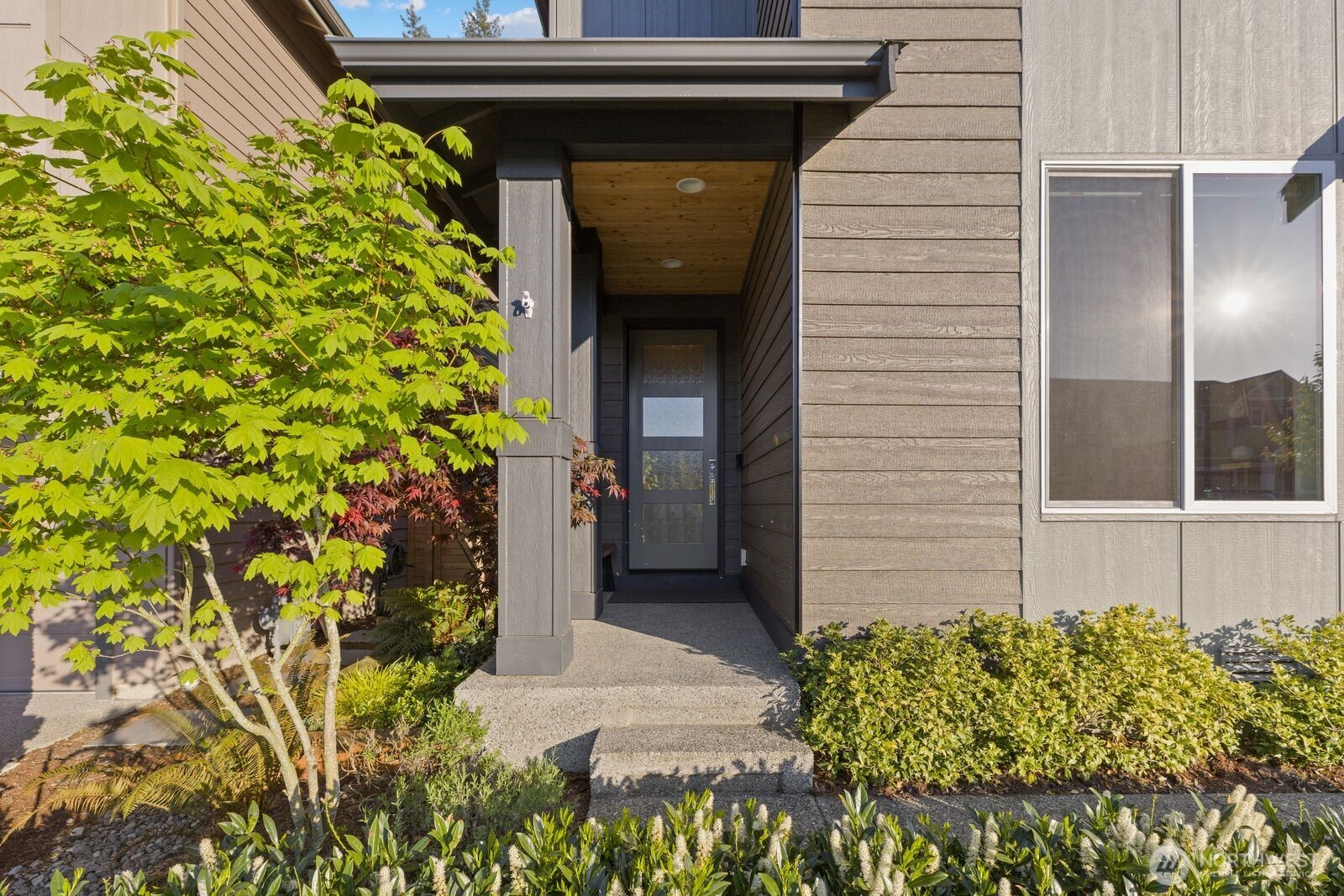 13409 Edmunds Parkway Property Photo 2