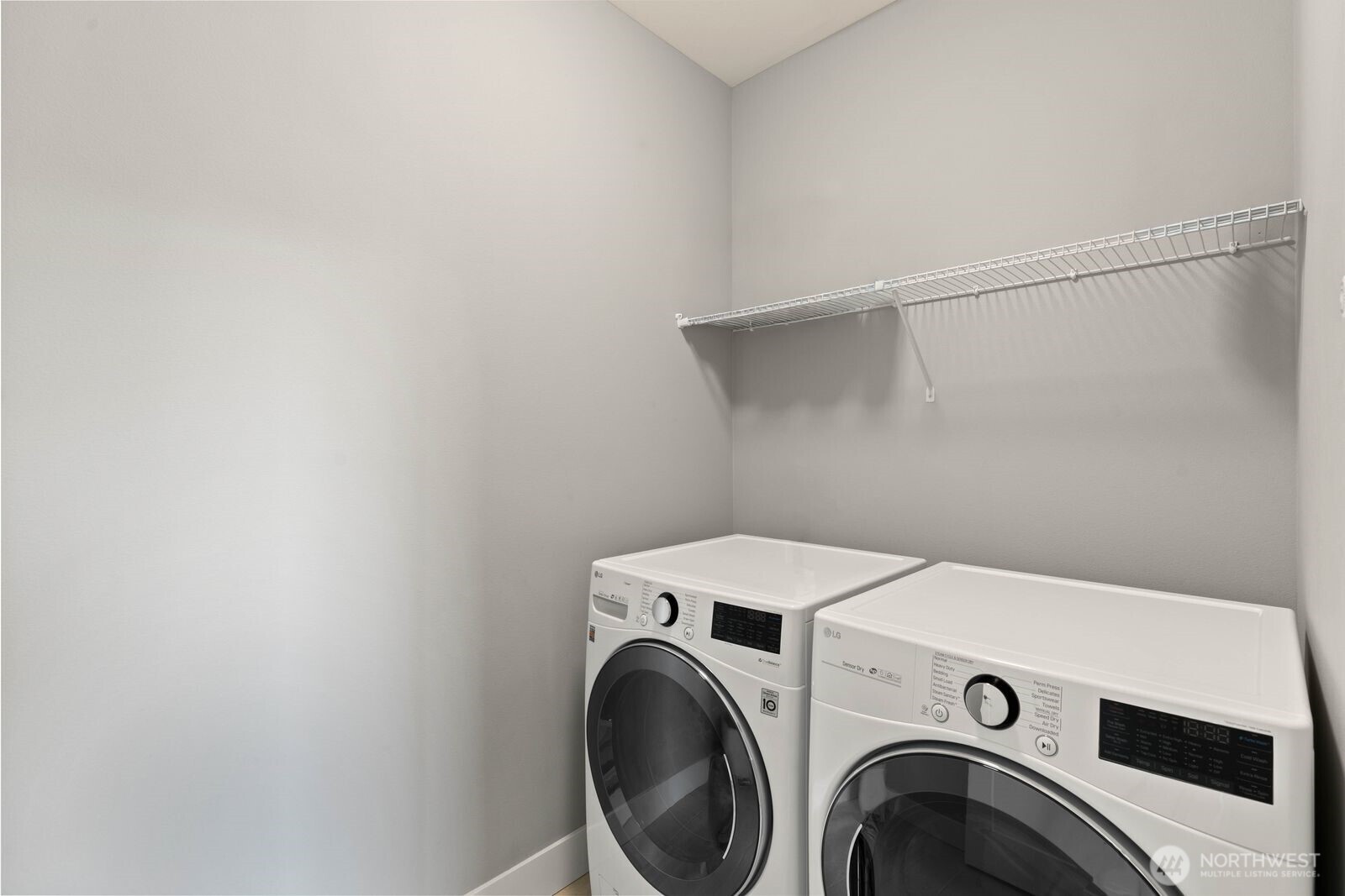 13409 Edmunds Parkway Property Photo 22