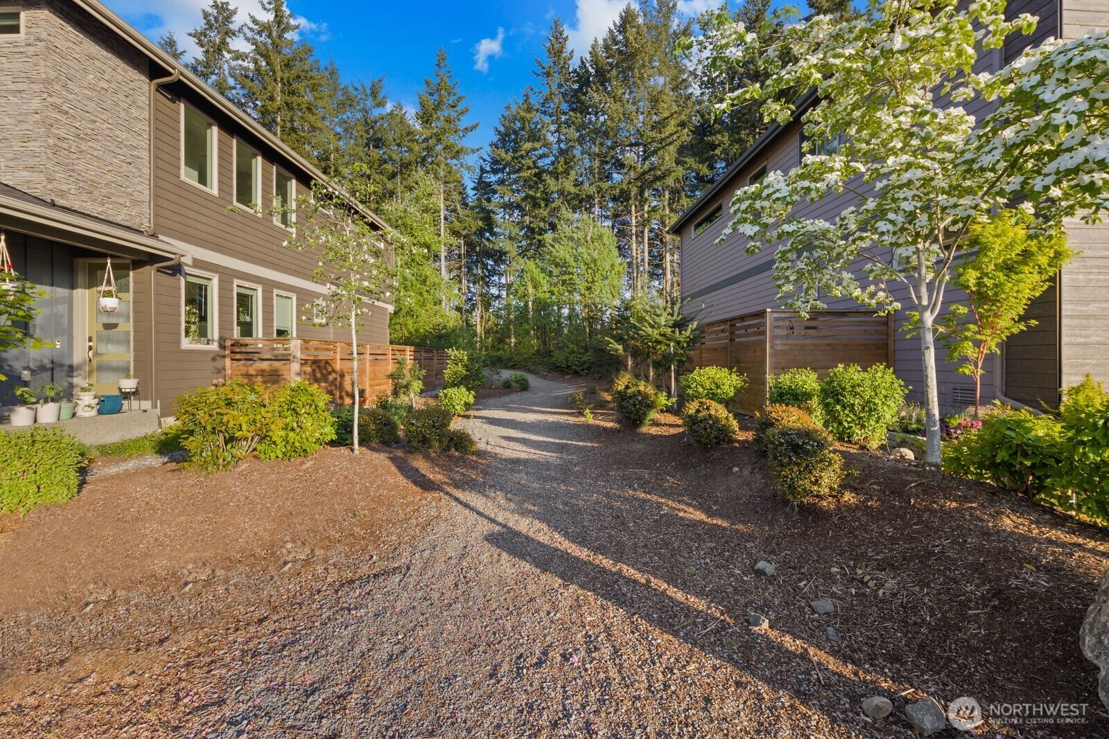 13409 Edmunds Parkway Property Photo 27