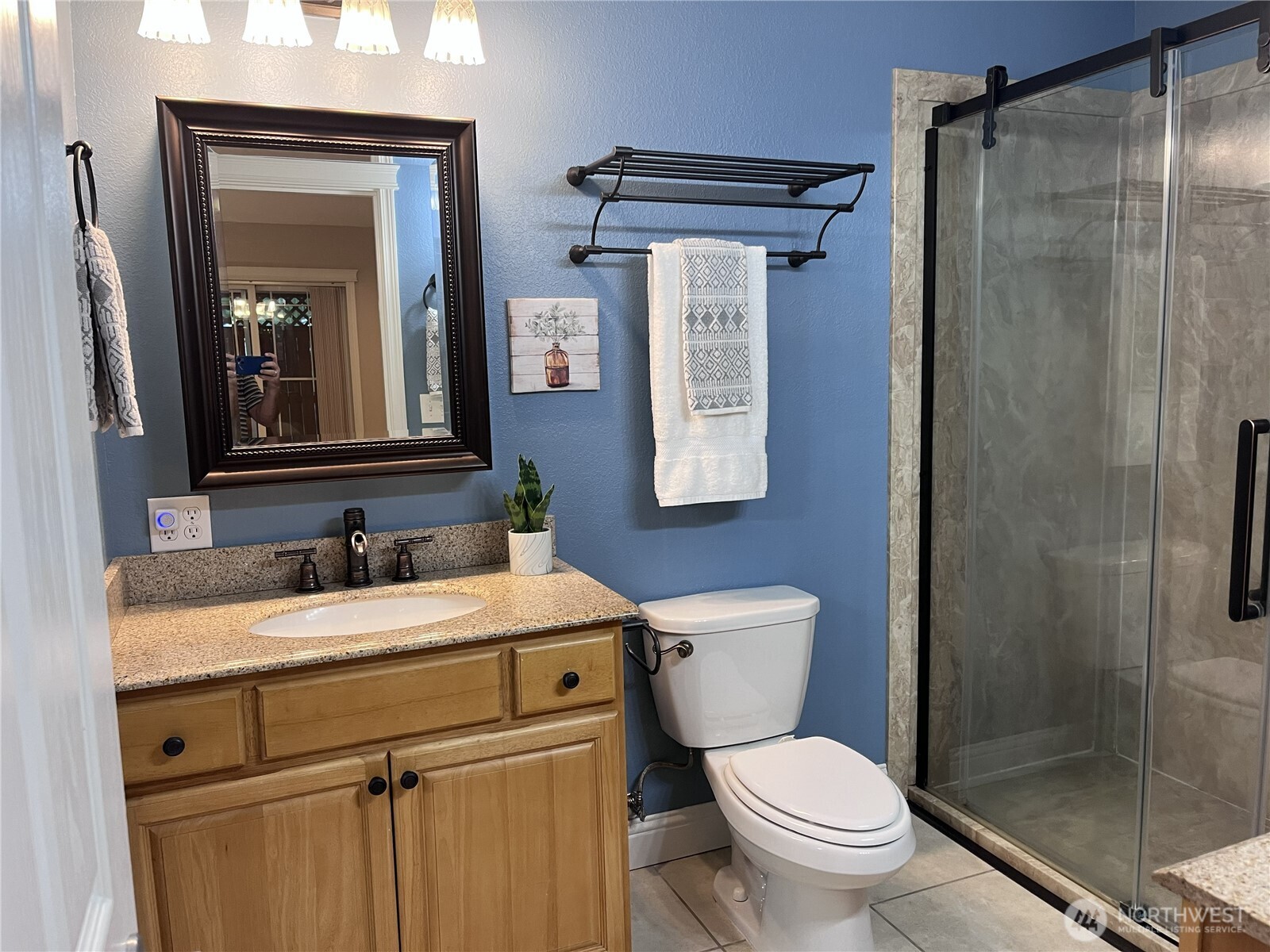 121 E Stavis Road Property Photo 6