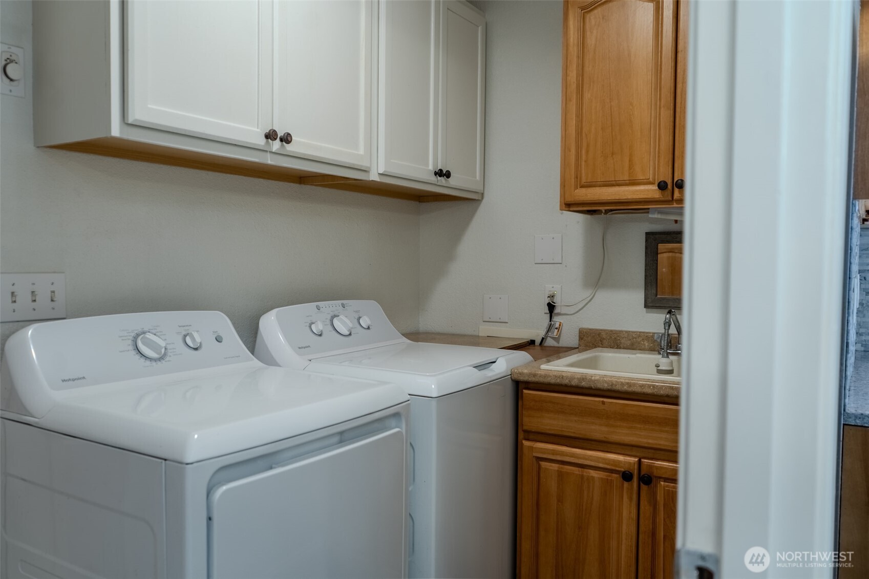 121 E Stavis Road Property Photo 14
