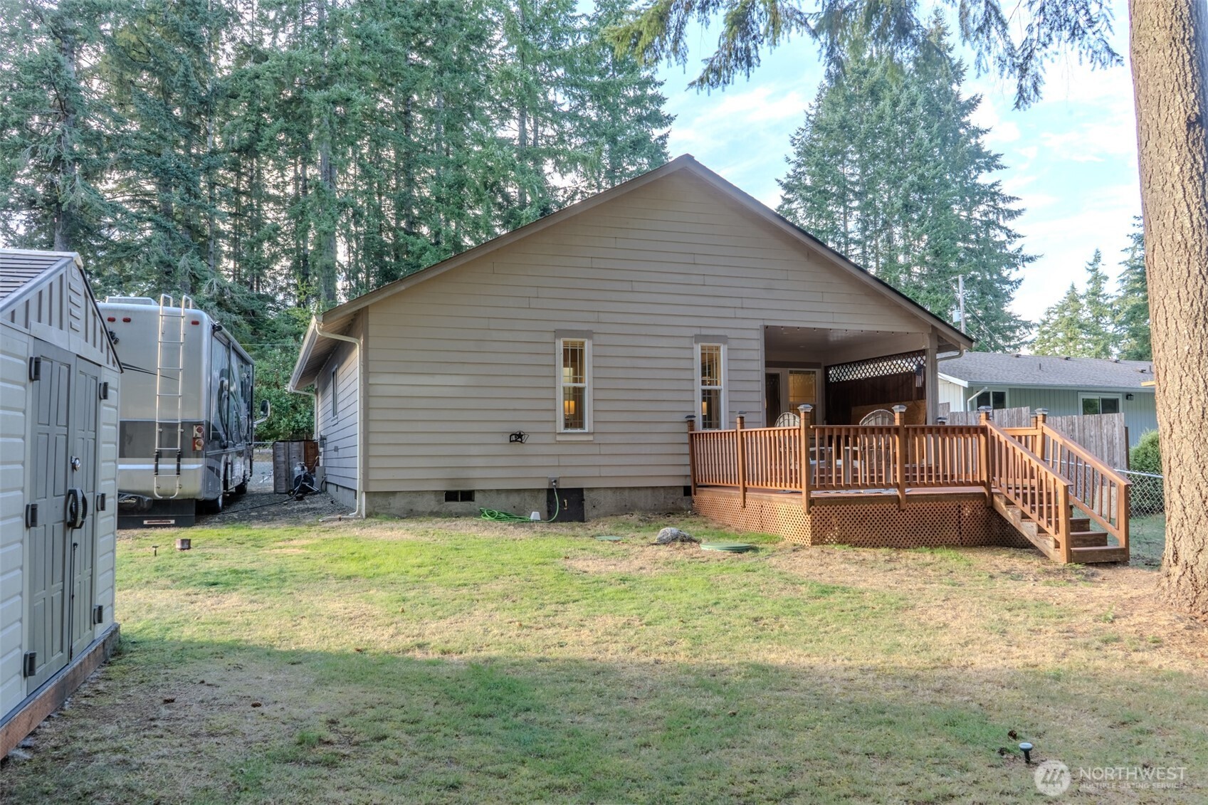 121 E Stavis Road Property Photo 18