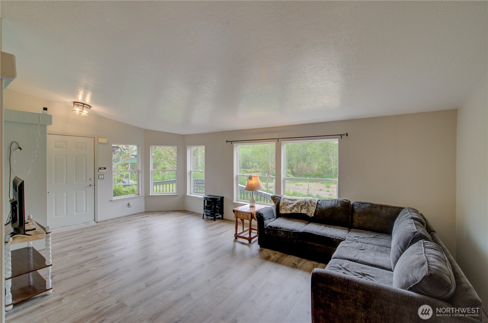 10419 Sandridge Road Property Photo 9