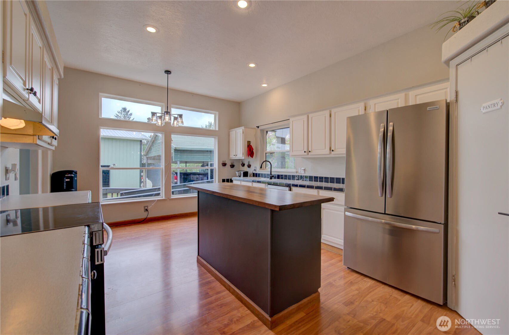 10419 Sandridge Road Property Photo 12