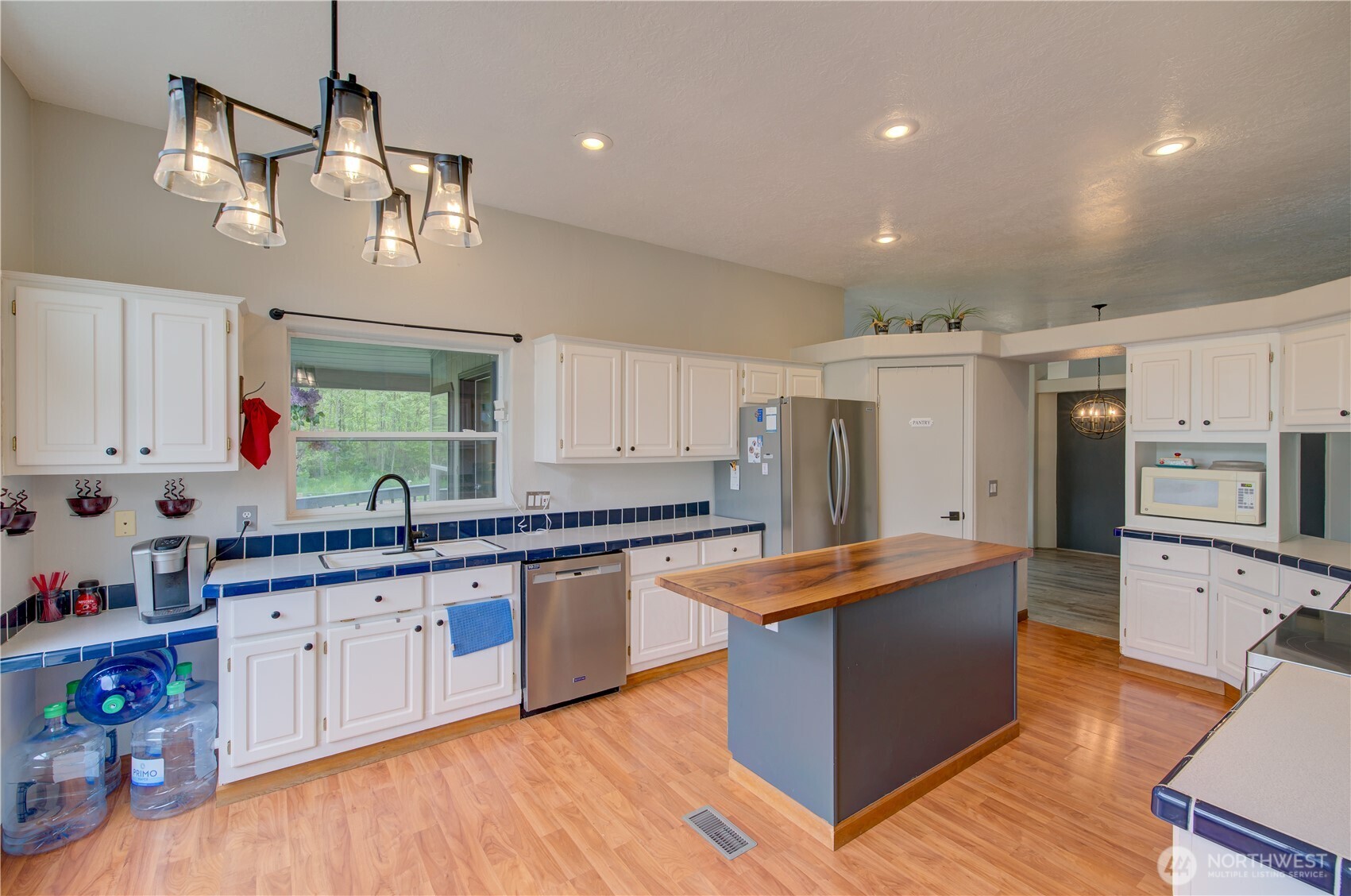 10419 Sandridge Road Property Photo 14