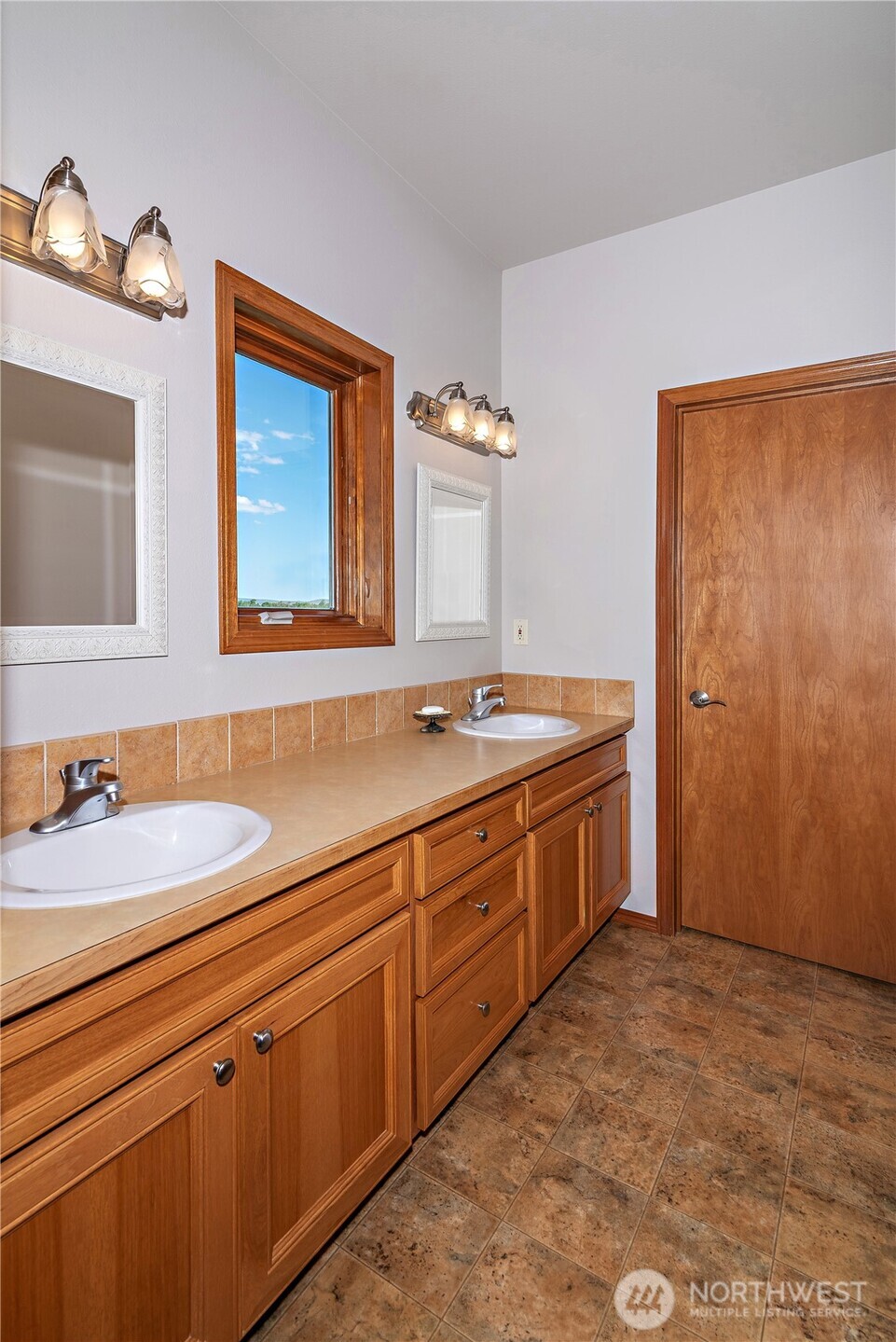 310 Mission View Drive Property Photo 32
