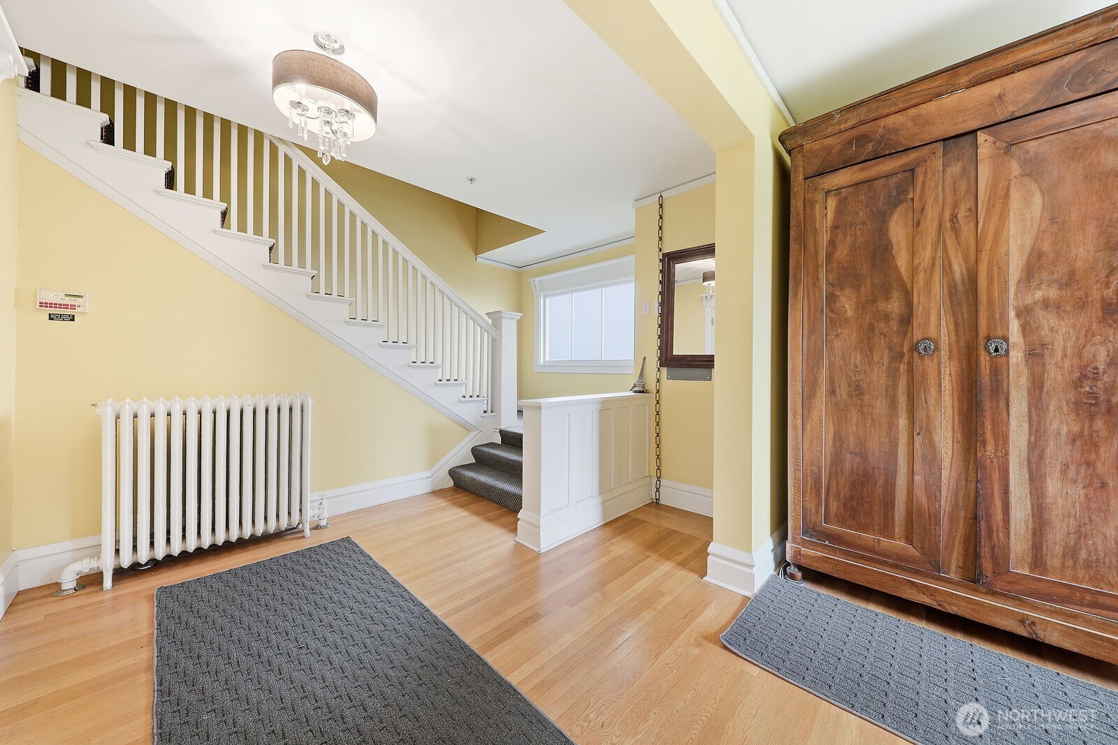 211 14th Avenue Property Photo 5