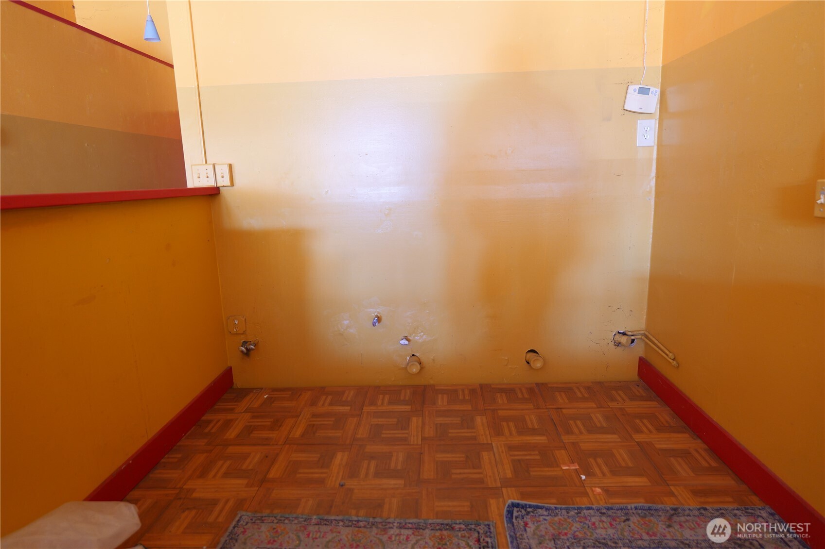 10311 Aurora Avenue Property Photo 13