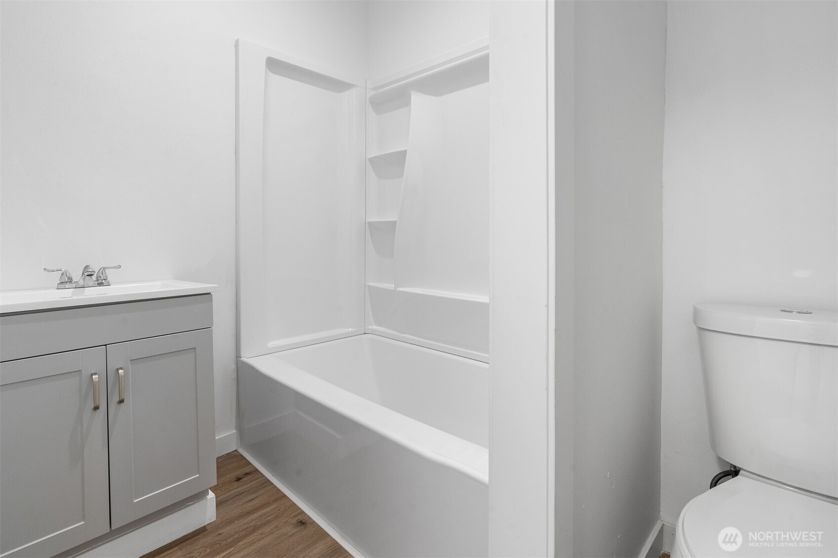 42 N First Street Property Photo 9