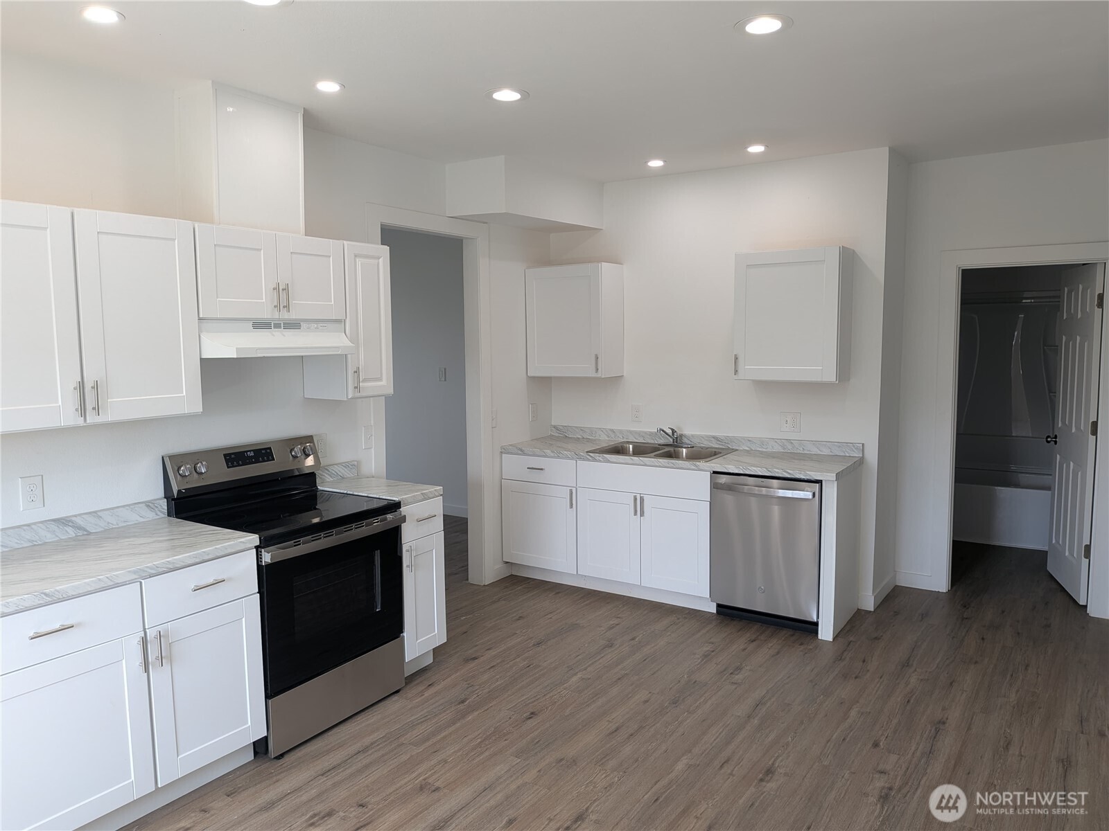 42 N First Street Property Photo 20