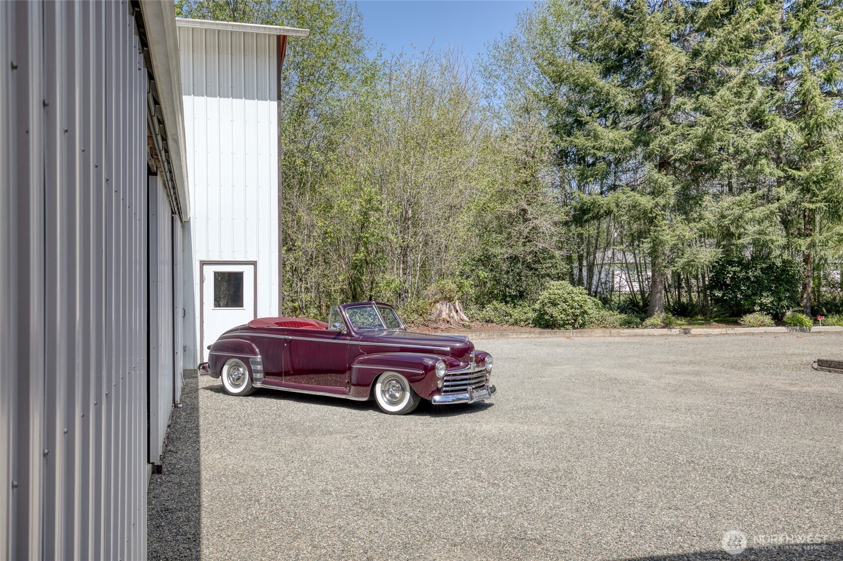 71 Roup Road Property Photo 4