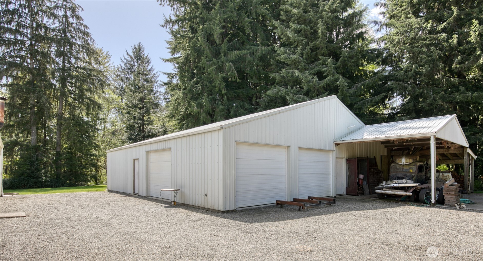 71 Roup Road Property Photo 5