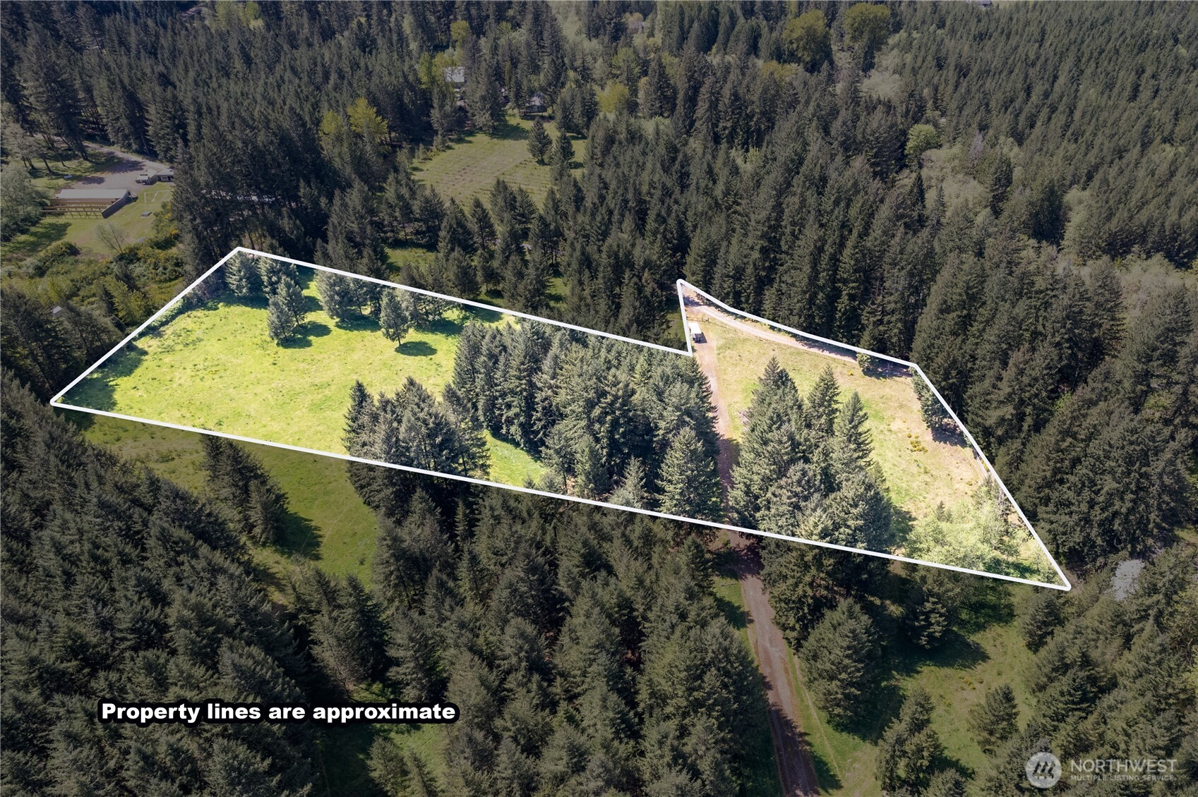 211 Sugarpine Road Property Photo 4