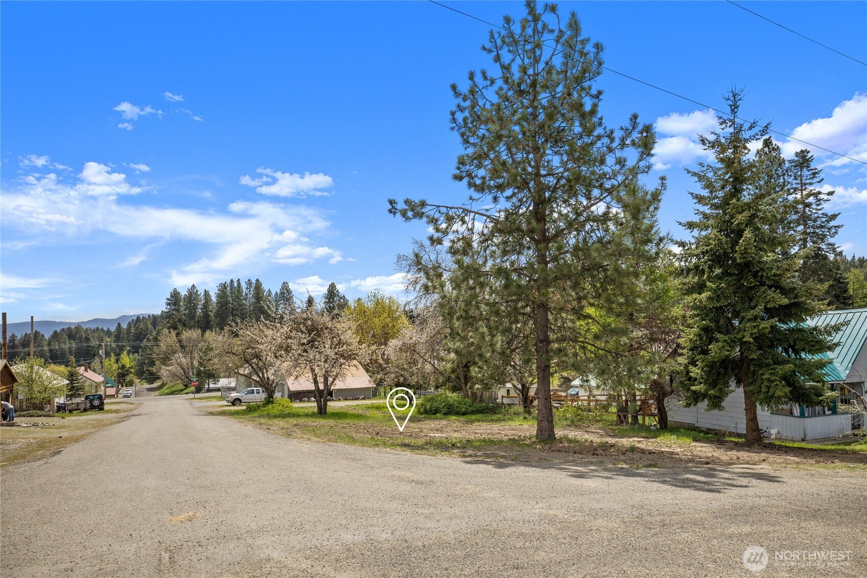 4 Xx W Alaska Avenue Property Photo 4