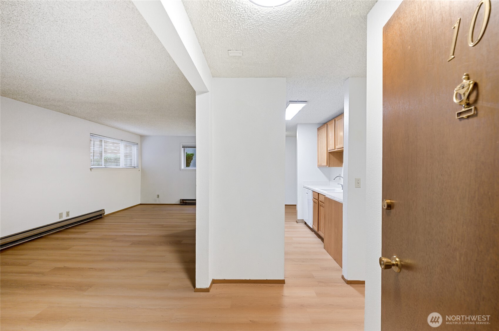 2318 Yale Avenue Property Photo 6