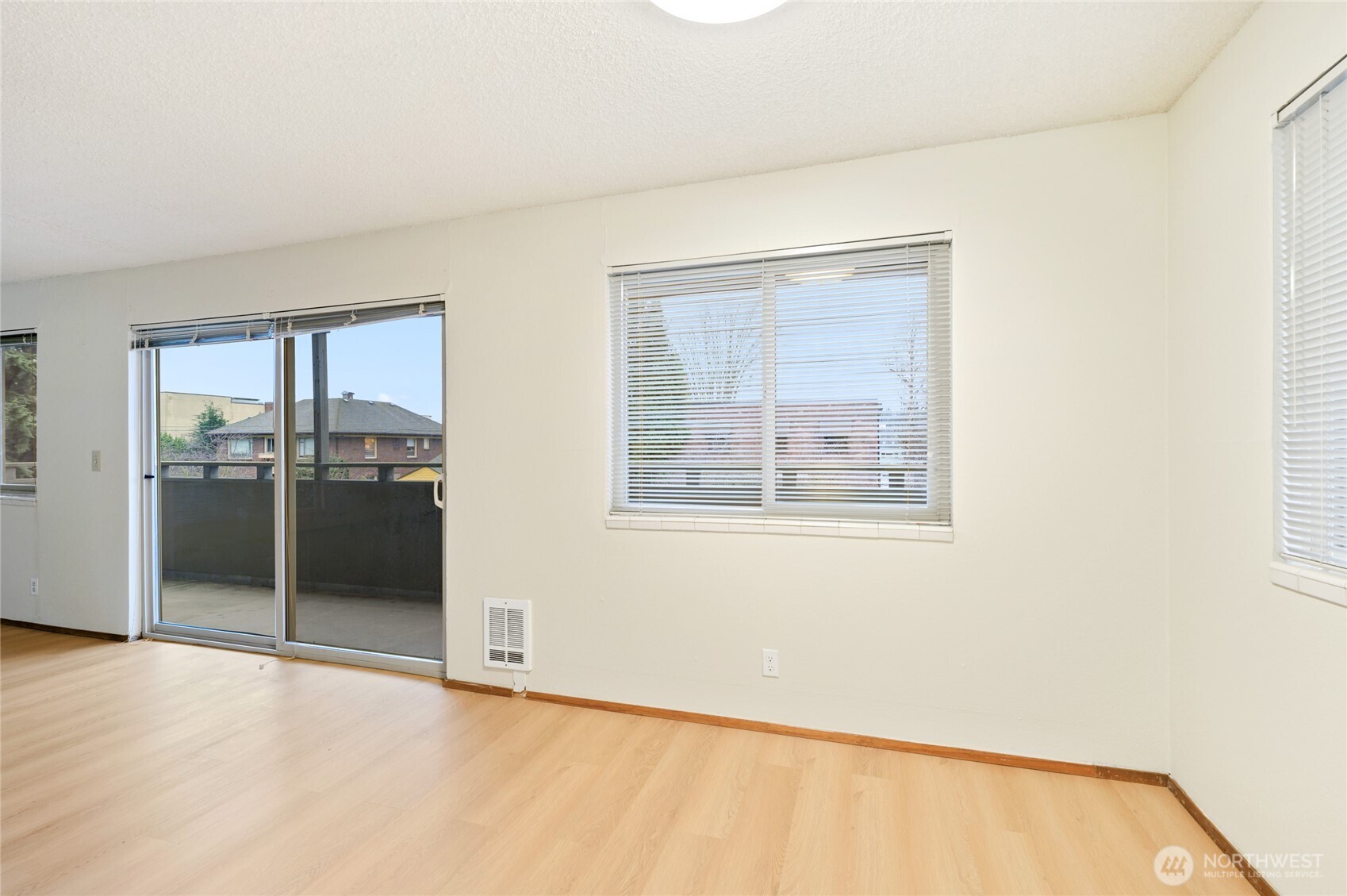 2318 Yale Avenue Property Photo 14