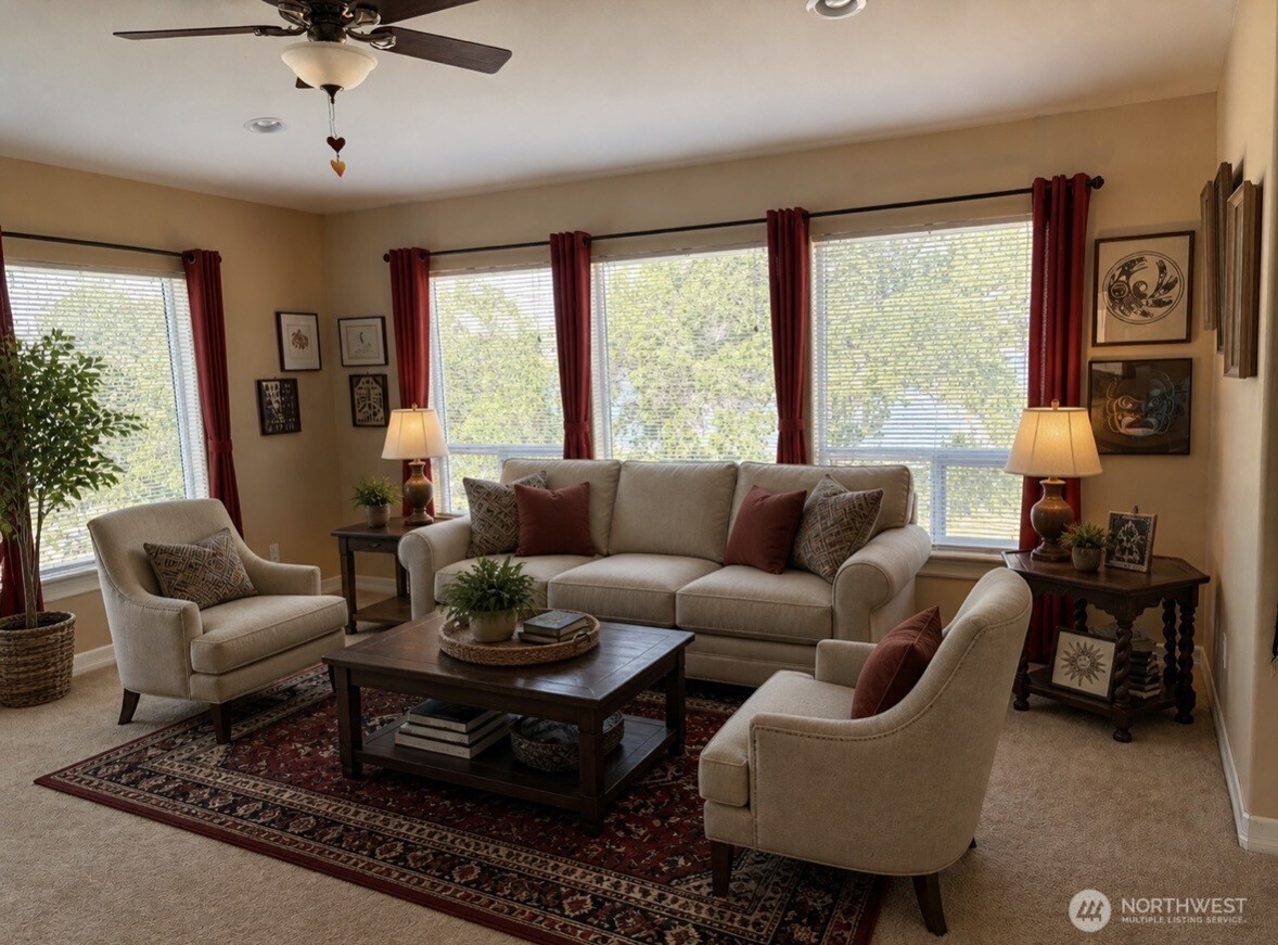 582 River Drive Property Photo 14