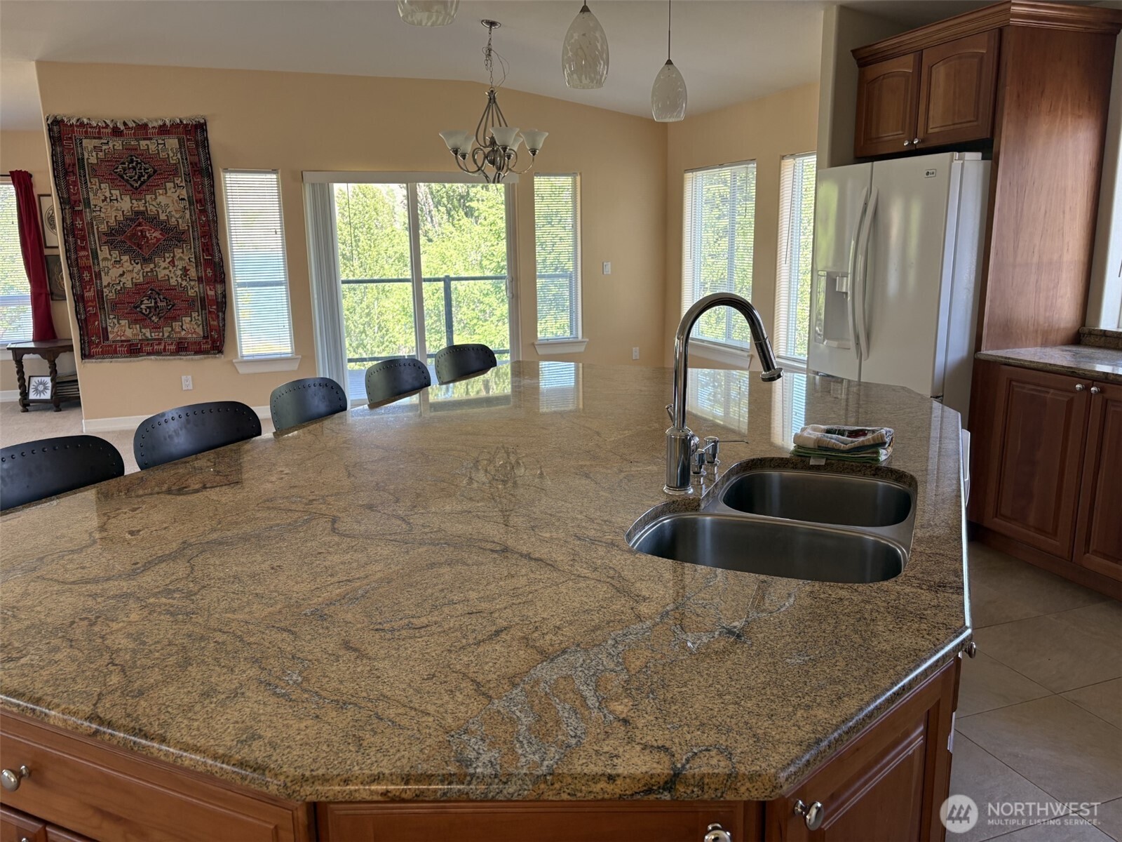582 River Drive Property Photo 16
