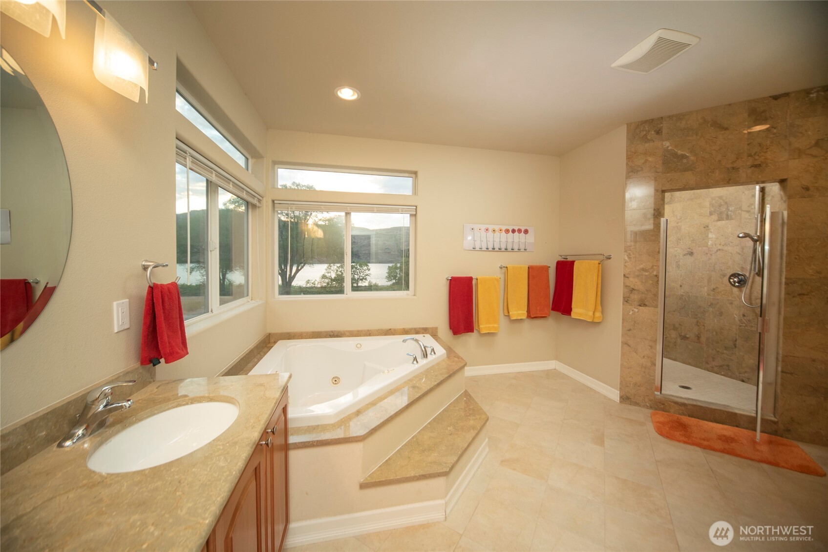 582 River Drive Property Photo 32