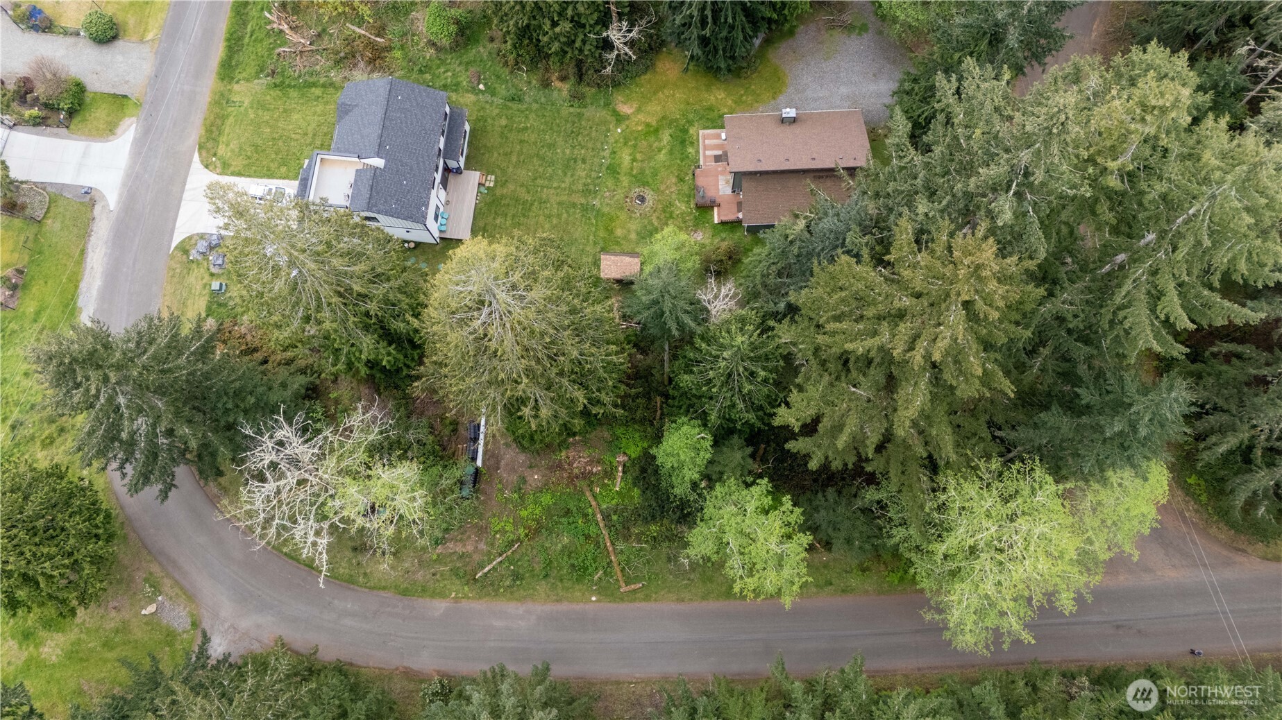 10501 105th Ave Court Property Photo 3