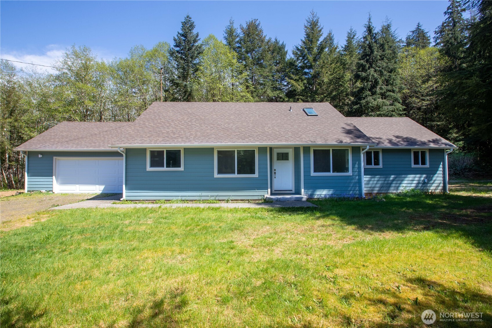 4858 Us Highway 101 Property Photo 1