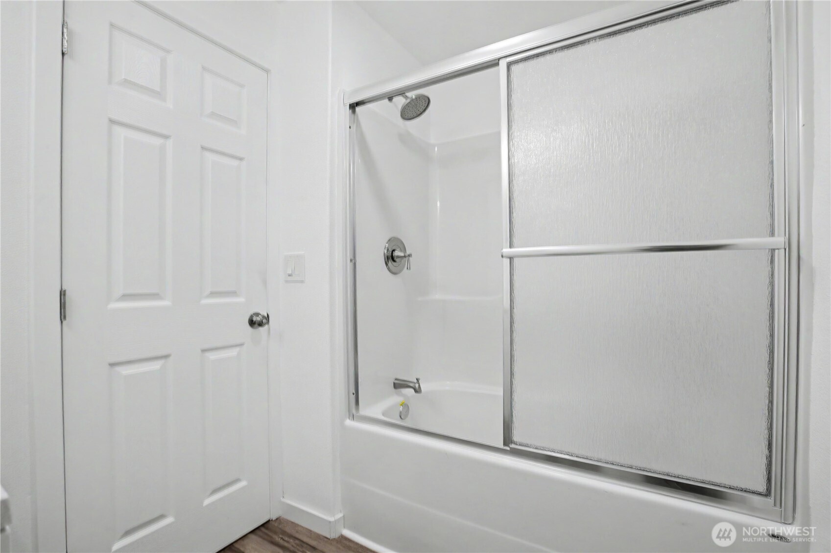 4858 Us Highway 101 Property Photo 17