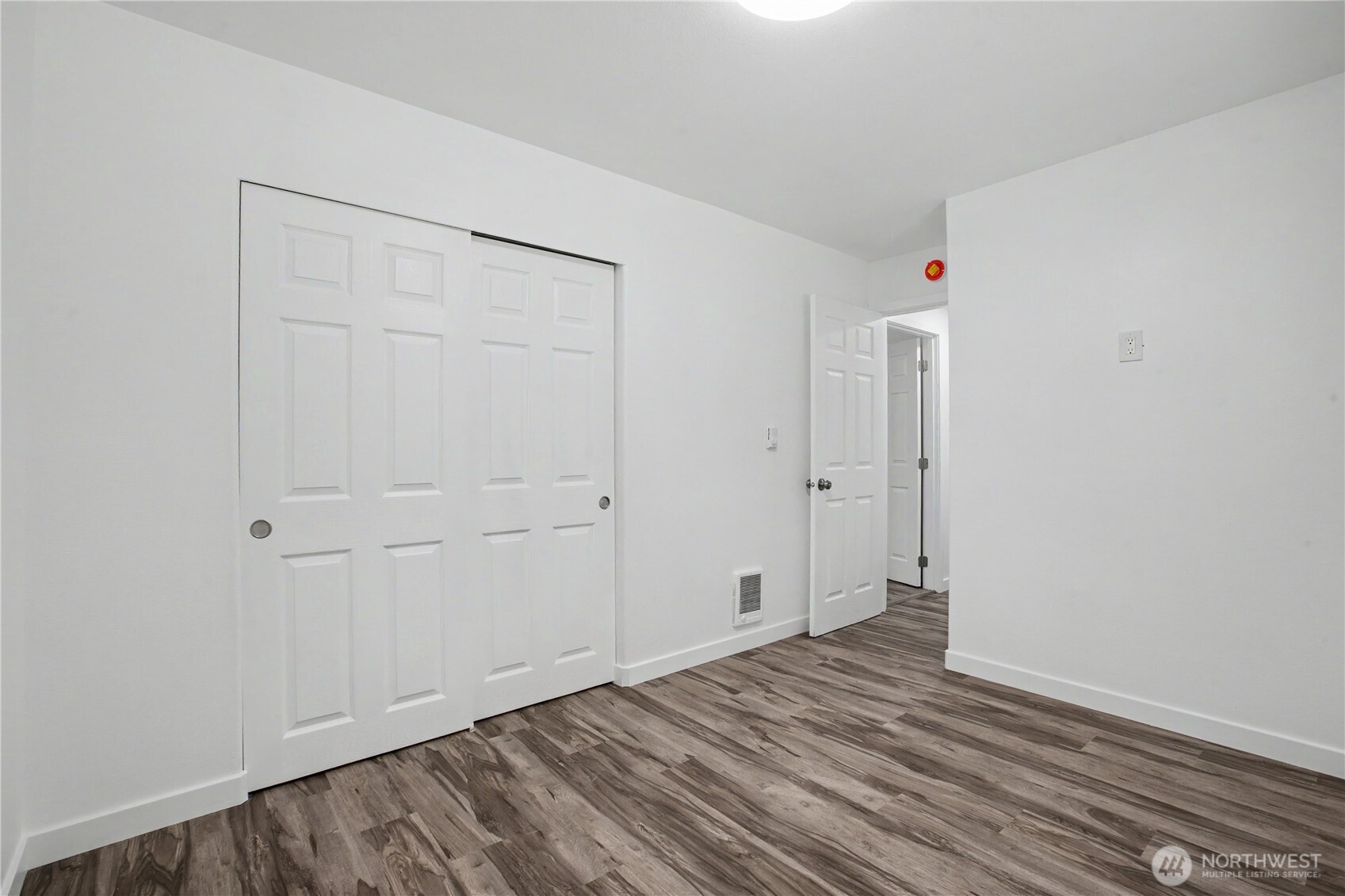 4858 Us Highway 101 Property Photo 22