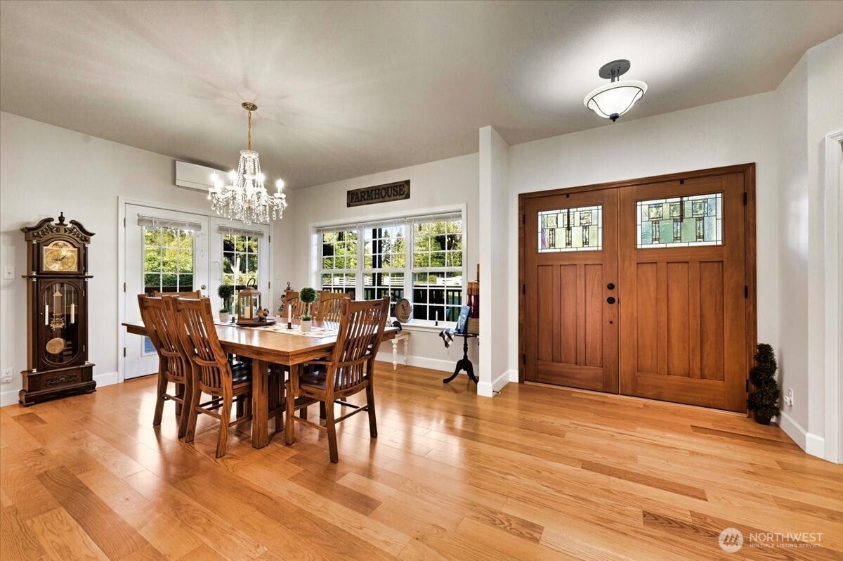 12811 Kapowsin Highlands Drive Property Photo 6