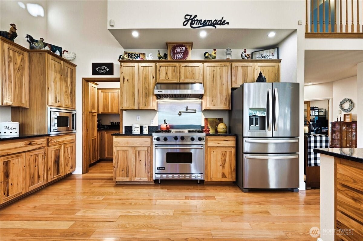 12811 Kapowsin Highlands Drive Property Photo 13