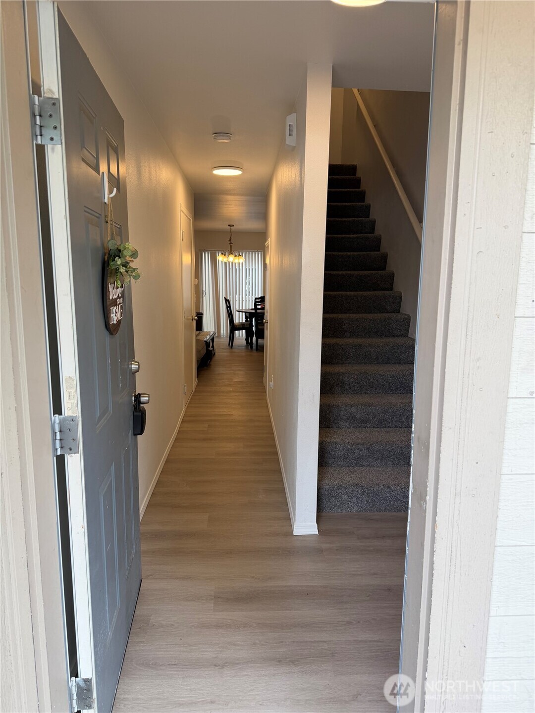 4560 S Puget Sound Avenue Property Photo 4