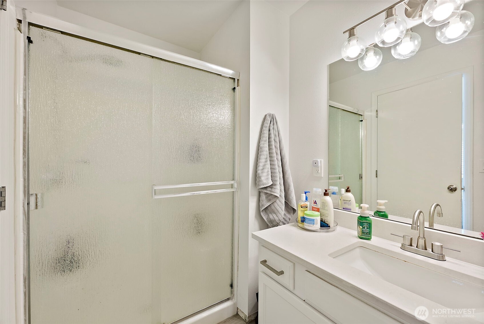 4560 S Puget Sound Avenue Property Photo 13