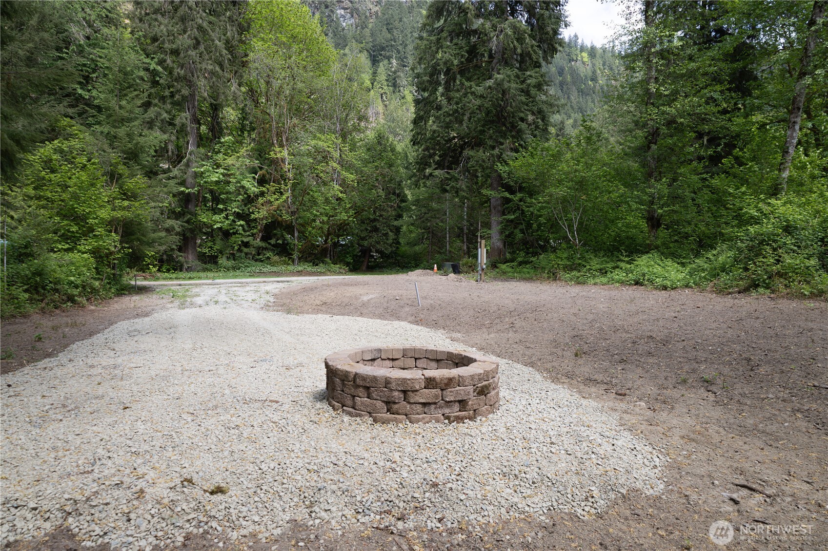 14820 Mountain View Lane Property Photo 1