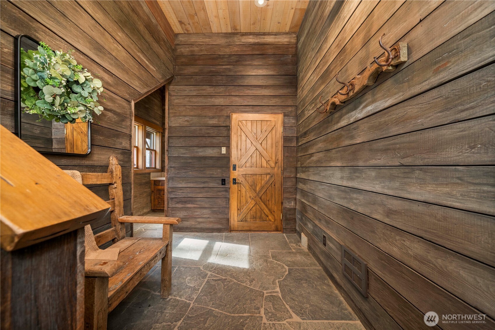 3431 Teanaway Road Property Photo 8
