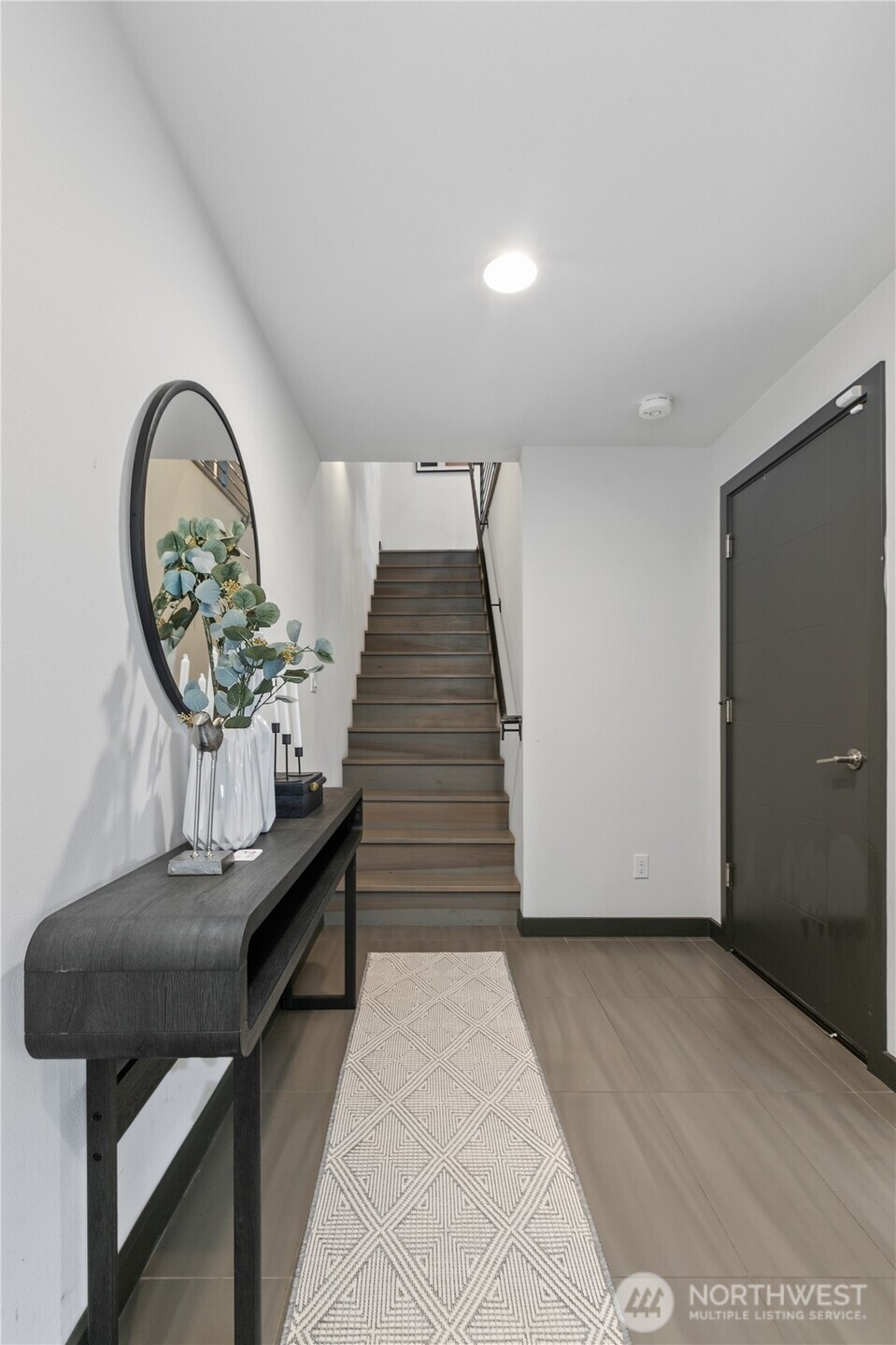 4419 B Corliss Avenue Property Photo 20